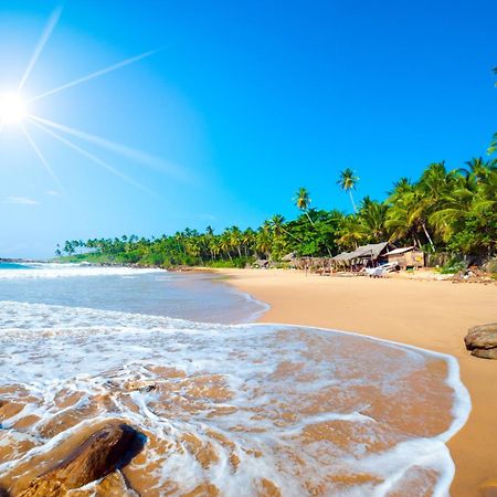 Rastha Pastha Beach Villa Unawatuna Exterior photo
